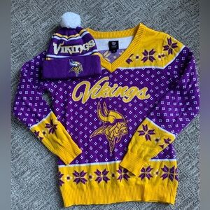 Women’s Vikings Knit Sweater & Knit Hat
